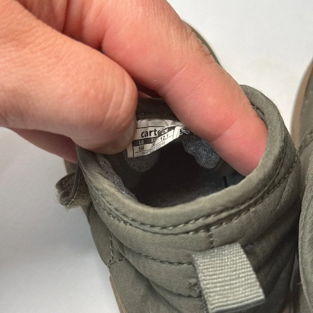 Carters Mateo Toddler Boys Olive Green Quilted High Top Sneaker Boots Size 5